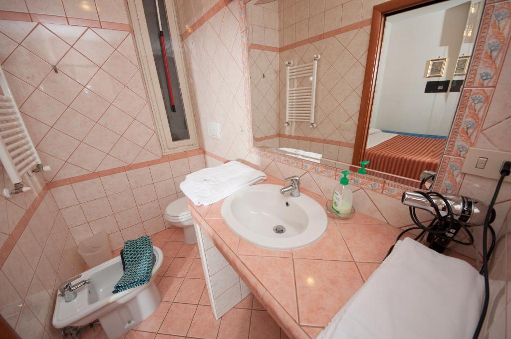 B&B Babri Simim Taj Rome Bagian luar foto